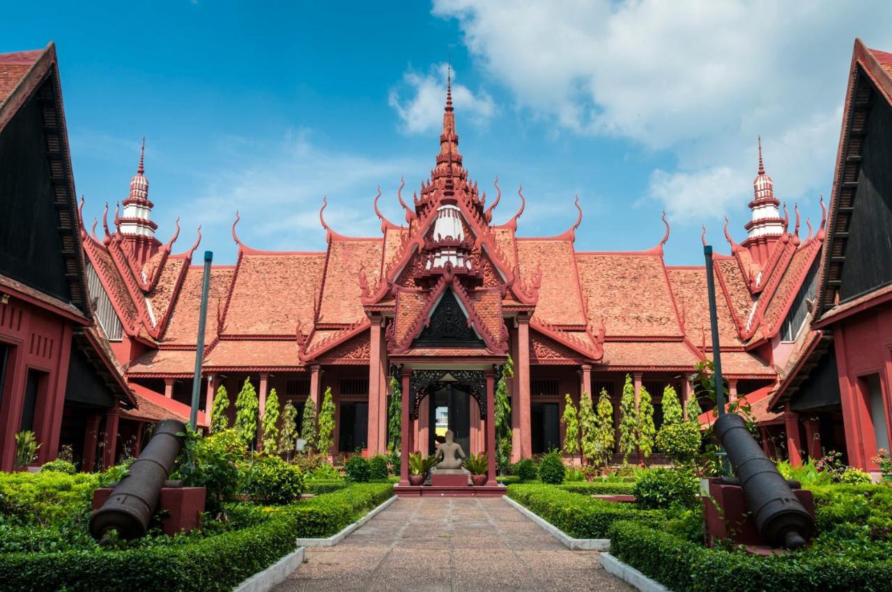 Ark Hotel Phnom Penh Exterior photo