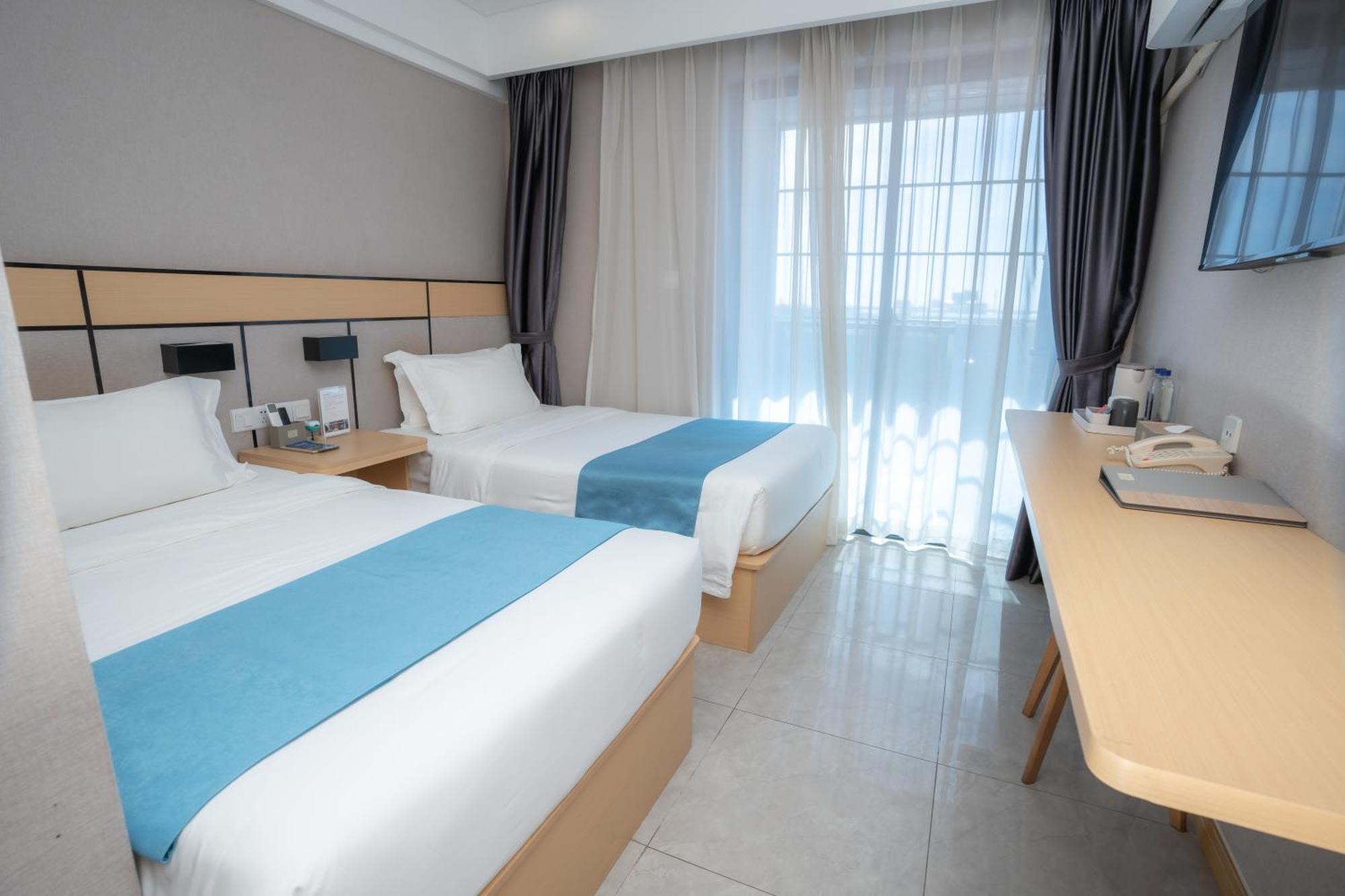 Ark Hotel Phnom Penh Exterior photo